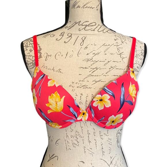 Victoria’s Secret Pink Floral Wear Everywhere Push Up Bra Size 32C - Picture 1 of 2